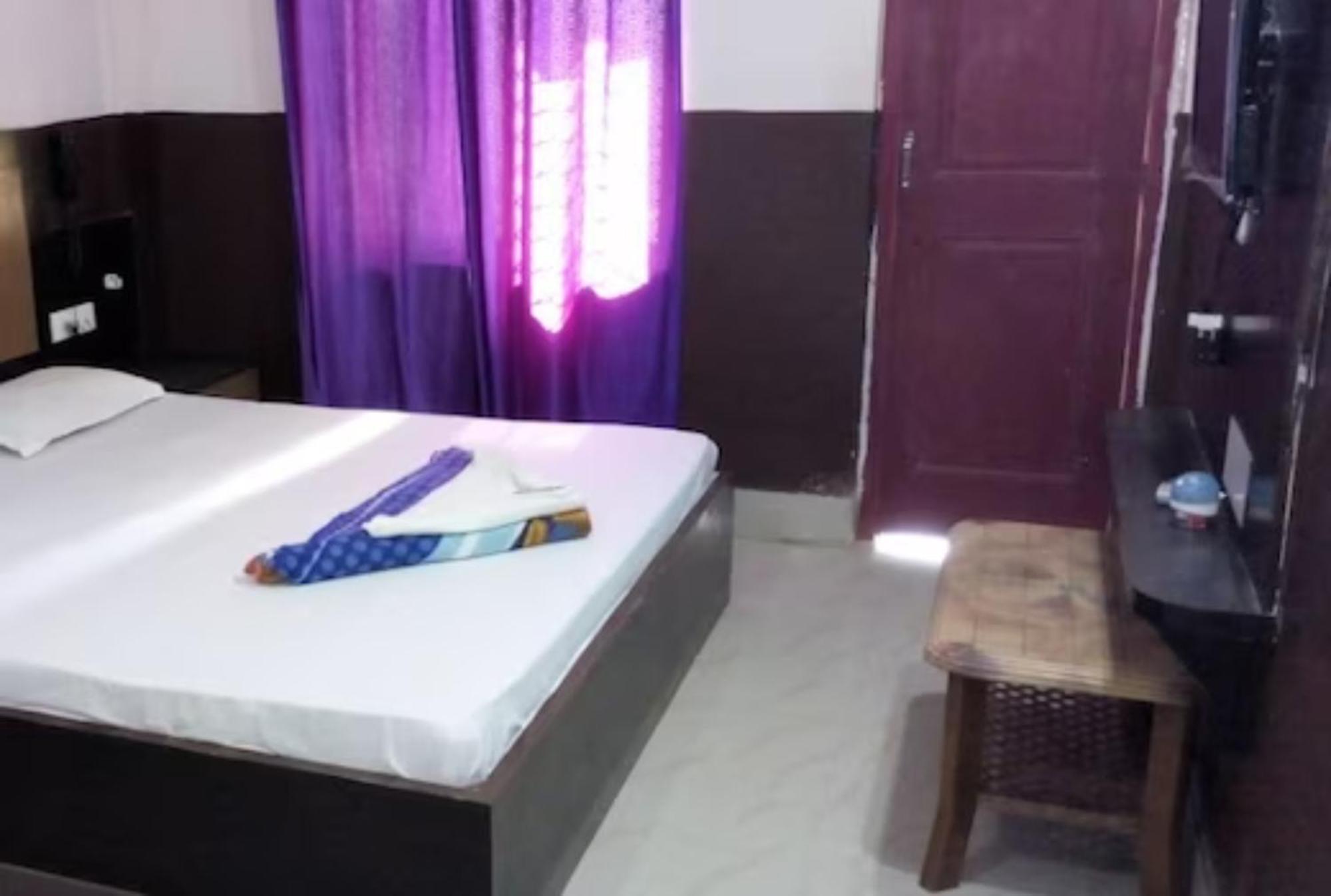 Hotel Samrat Palace Near Puri Sea Beach Best Choice Of Travellers By Morservices 外观 照片