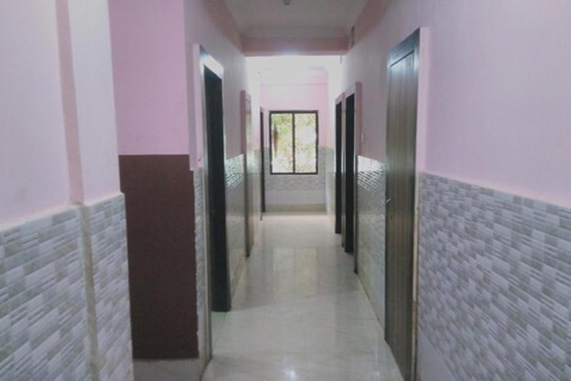 Hotel Samrat Palace Near Puri Sea Beach Best Choice Of Travellers By Morservices 外观 照片