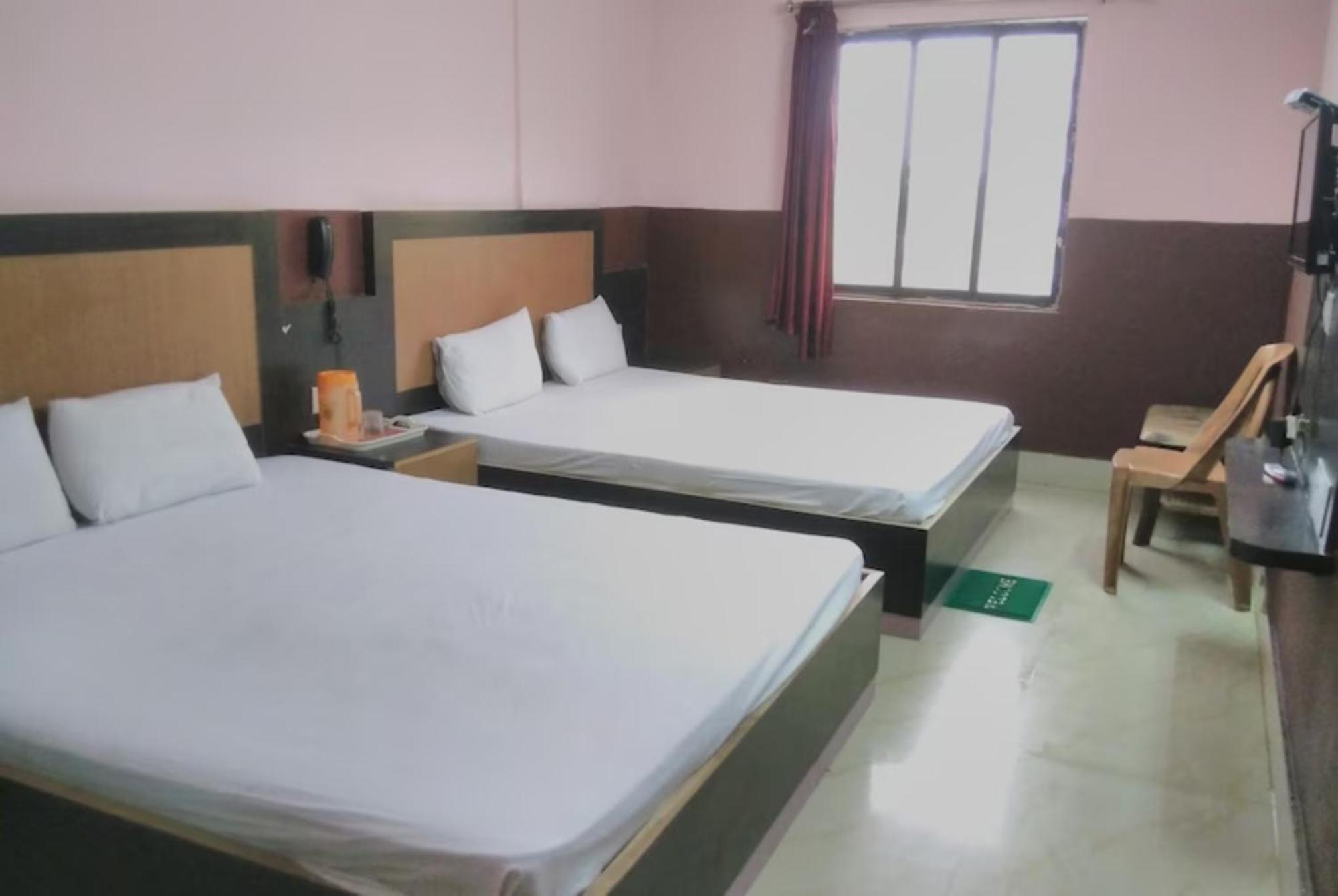 Hotel Samrat Palace Near Puri Sea Beach Best Choice Of Travellers By Morservices 外观 照片