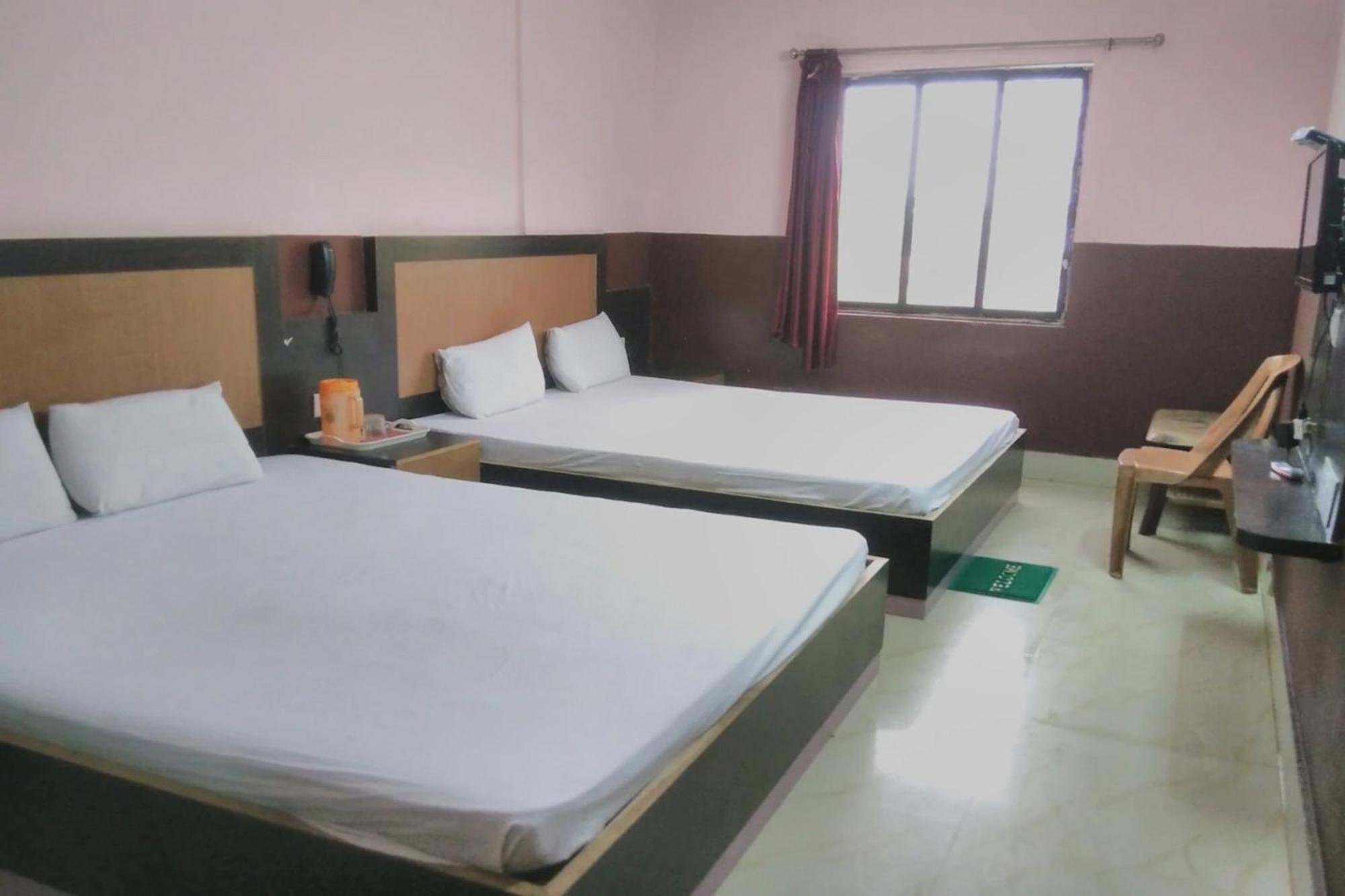 Hotel Samrat Palace Near Puri Sea Beach Best Choice Of Travellers By Morservices 外观 照片