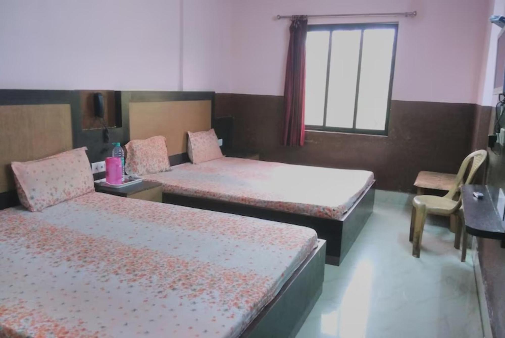 Hotel Samrat Palace Near Puri Sea Beach Best Choice Of Travellers By Morservices 外观 照片